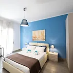 Brothers Vomero לינה וארוחת בוקר נאפולי