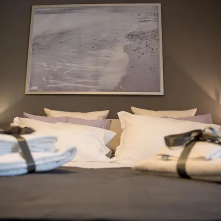 Brothers Vomero Bed & Breakfast Naples
