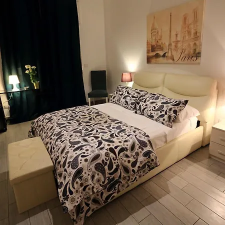 Brothers Vomero לינה וארוחת בוקר 3*