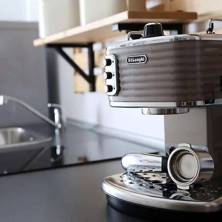 Brothers Vomero לינה וארוחת בוקר נאפולי