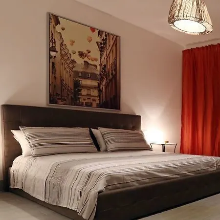 Brothers Vomero 3* Naples