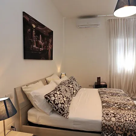 Brothers Vomero Nápoly