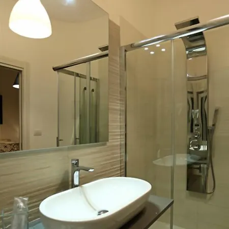 Brothers Vomero 3* Nápoly