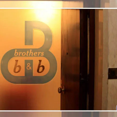 Couette-café Brothers Vomero Naples