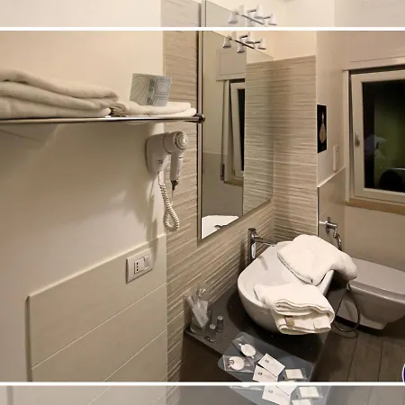 Brothers Vomero 3* Nápoly